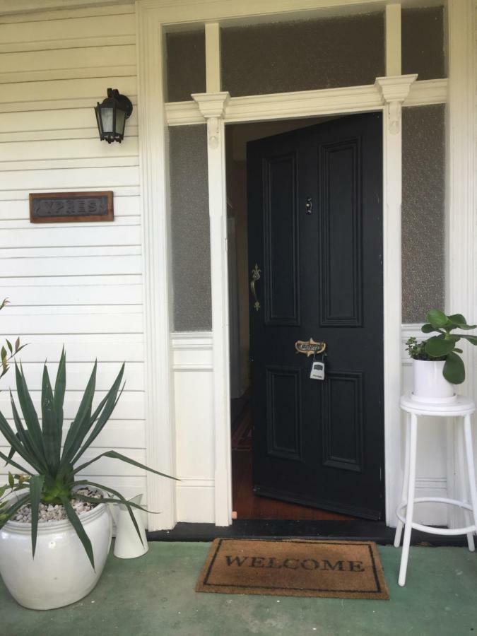 Eliza'S Lovely Home Launceston Exterior photo